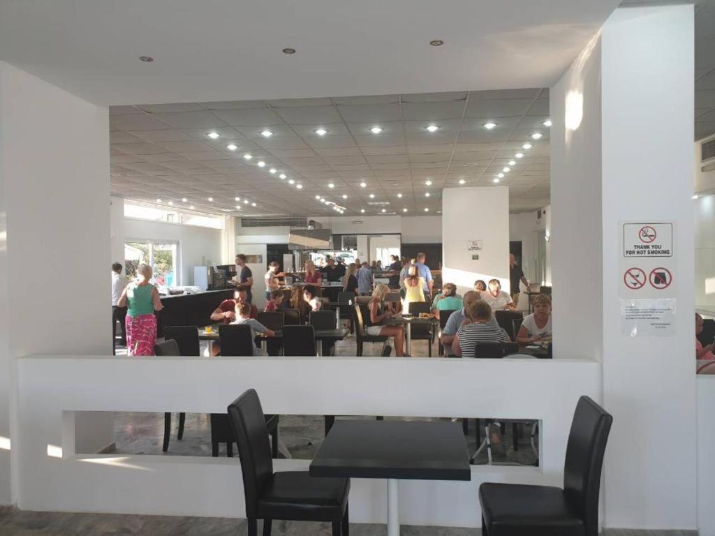 Porto Plazza Hotel Херсониссос Экстерьер фото