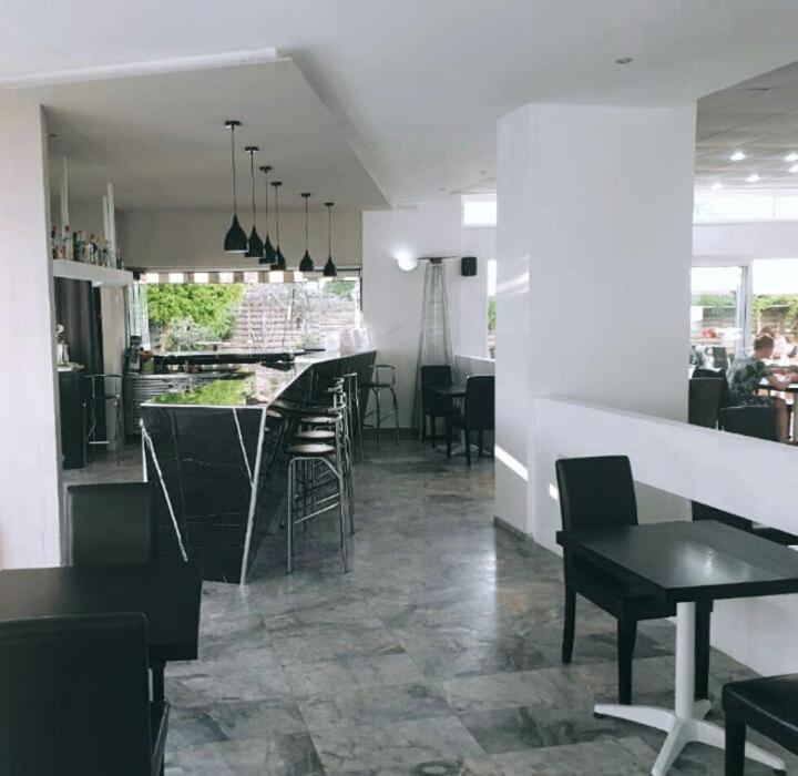 Porto Plazza Hotel Херсониссос Экстерьер фото